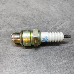 Bougie NGK BR9HS Honda 98076-59716 - Allumage 50cc