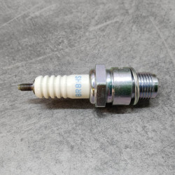Bougie NGK BR8HS Honda 98076-58716 - Allumage Moto