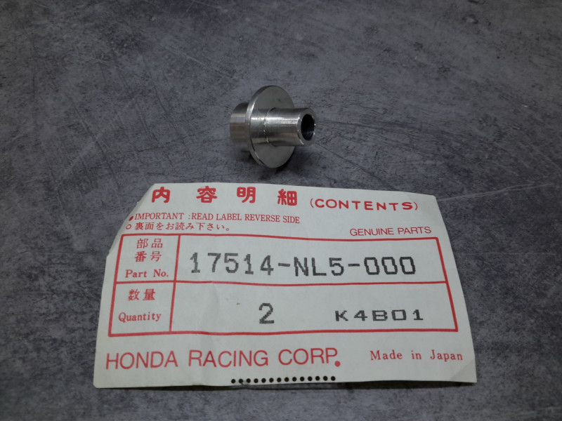 Collar, F/tank Fr Mt HONDA RC45 HRC 17514-NL5-000