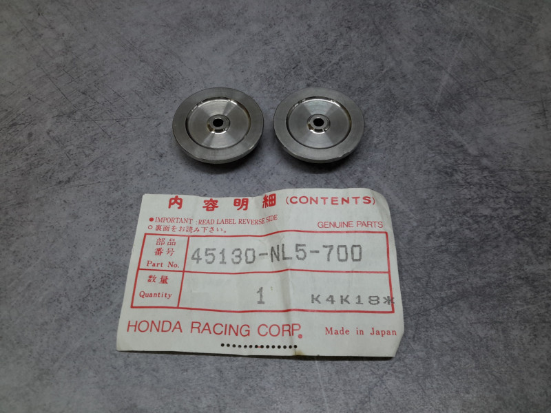 PIECE HONDA HRC RC45  spare radiator 45130-NL5-700 incomplet