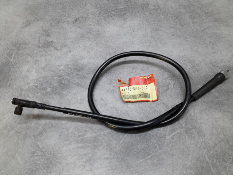Câble de compteur Honda 44830-MF2-000 VF400 VF500
