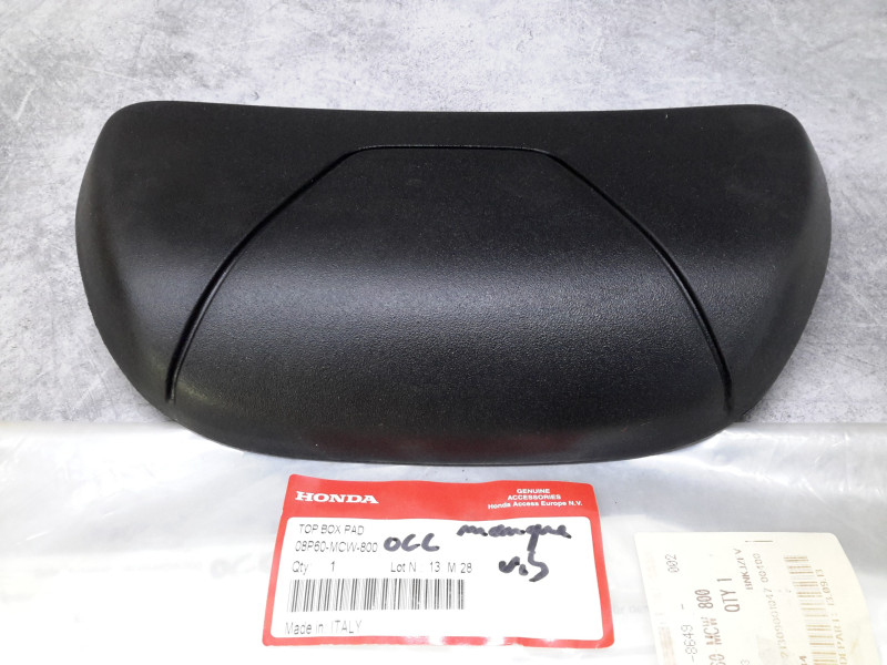 Dossier top case Honda 08P60-MCW-800 – Occasion