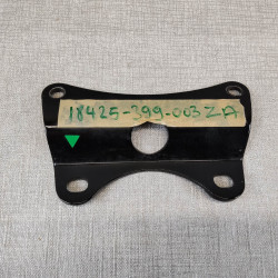 Support échappement gauche occasion Honda CB125T - 18425-399-003ZA