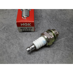 Bougie NGK BMR6A Honda GV150K1 GV400K1 - Réf. 98073-56744
