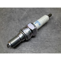 Bougie NGK CR9EH-9 Honda CB250F CB400 - Réf. 98059-59916