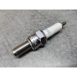 Bougie NGK CR8E Honda CBR125 - Réf. 98059-58816