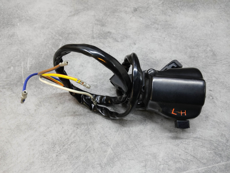 Commodo droit Honda 53000-317-730 occasion noir