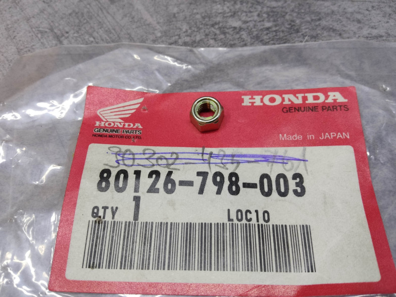 Écrou Honda 80126-798-003 | Pièce de fixation Honda