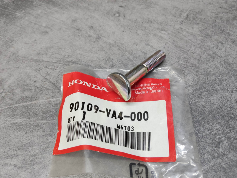 Vis de blocage M8X40mm Honda 90109-VA4-000 | Fixation moto