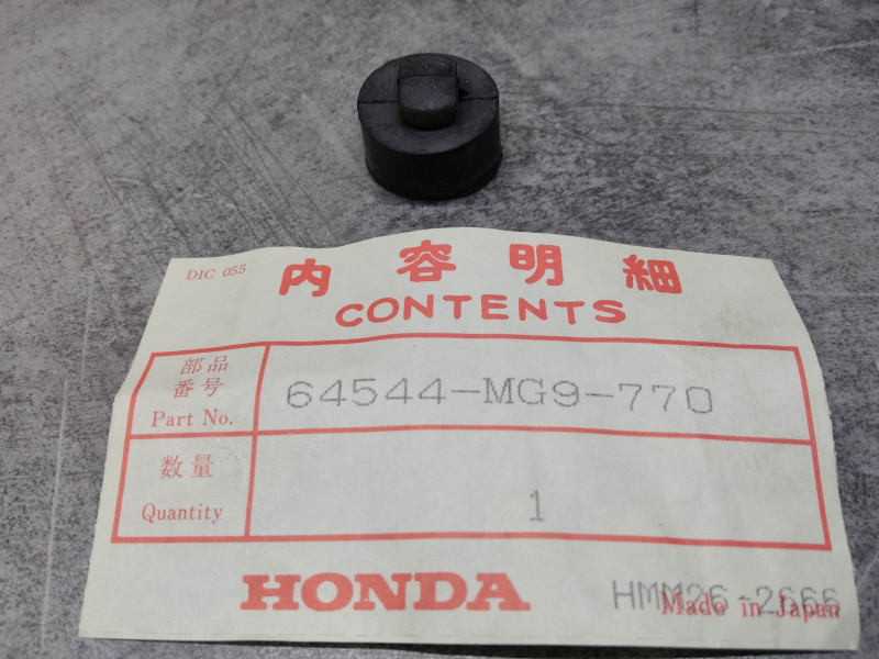 Caoutchouc Honda 64544-MG9-770 – GL1200 Gold Wing