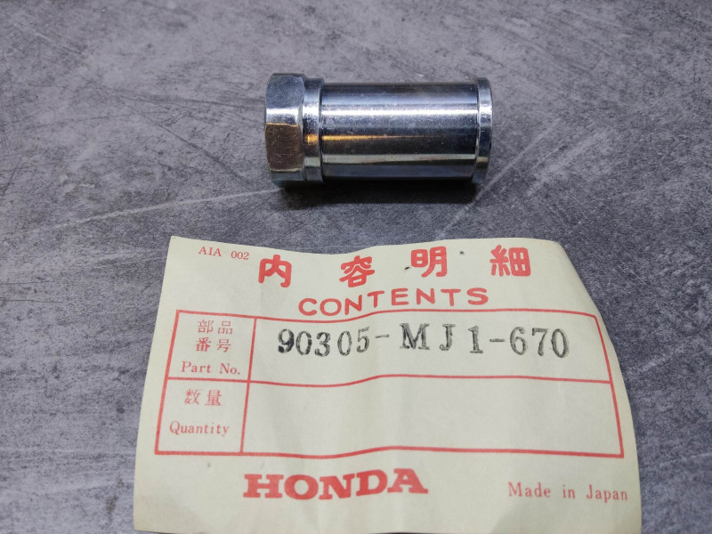 Écrou Essieu Roue Avant Honda 90305-MJ1-670