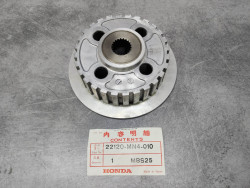 Noix embrayage CBR 400/500/600 HONDA 2210-MN4-010