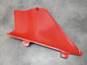 Cache latéral droit rouge R23 Honda – Réf. 83600-167-000ZA