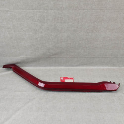 rail latéral gauche de CH125 Spacy 86 code couleur R132C