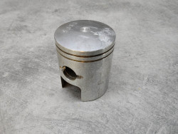Piston SUZUKI GT250 1973-75 1211018402050