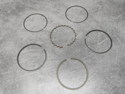 jeu de segments cote 025 XL100SZ CM200TA CD250U CA250T HONDA 13012-KB4-305