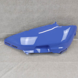 Cache latéral AR droit Honda SA50 Vision 91/92 bleu PB200 – Neuf