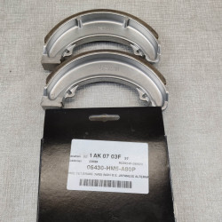 Mâchoires Frein Arrière Honda CB350 CB400 Four 06430-HM5-A80P