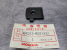 Plaque Écrou 8mm Honda XRV650 XRV750 Africa Twin 64211-MS8-000