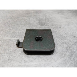 Plaque Écrou 8mm Honda XRV650 XRV750 Africa Twin 64211-MS8-000
