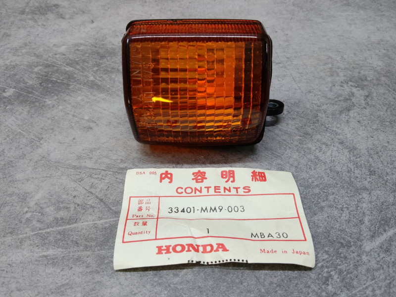 Clignotant avant droit Honda XL400 XL600 - Réf. 33401-MM9-003