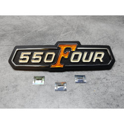 Logo Cache Latéral Honda CB550 - Réf. 87124-374-000A