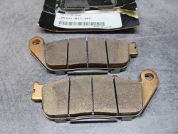 Jeu plaquettes frein arriere ST1100 HONDA 06435-MT3-405