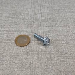 Vis tête hexagonale 6x22 Honda 95701-0602200