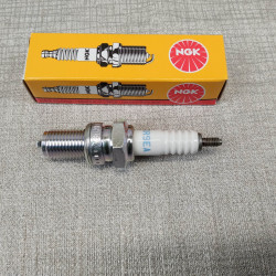 Bougie NGK DR9EA Honda - Référence 1078455