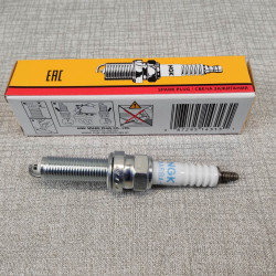 Bougie NGK Standard LMAR8A-9 Honda | Réf. 1078644