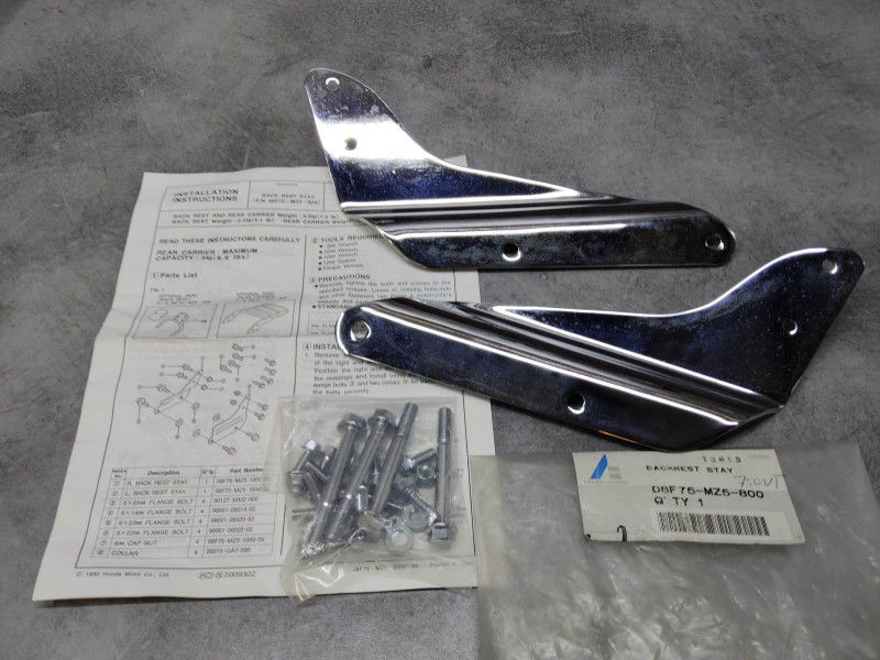 Kit Fixation Sissibar Honda VF750 Magna 08F75-MZ5-800