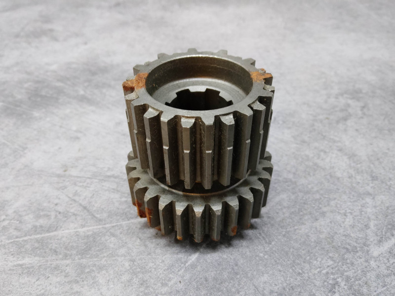 Pignon 2e vitesse Honda CB750 Four 23431-300-010 Occasion