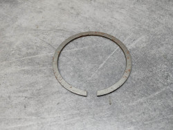 Segment d'arret pour roulements 66.5mm CB750 HONDA 13491-300-000