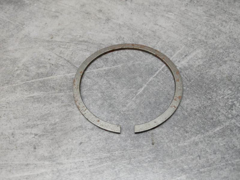 Segment d'arret pour roulements 66.5mm CB750 HONDA 13491-300-000