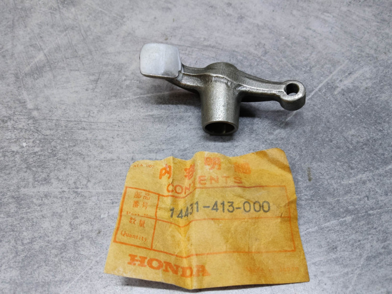 Basculeur échappement Honda CB400A CB250 CB400N - Réf 14431-413-000