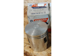 PISTON COTE 0.25 POUR YAMAHA R3/SL351/YR2/YR2C CODE 235-11635-00
