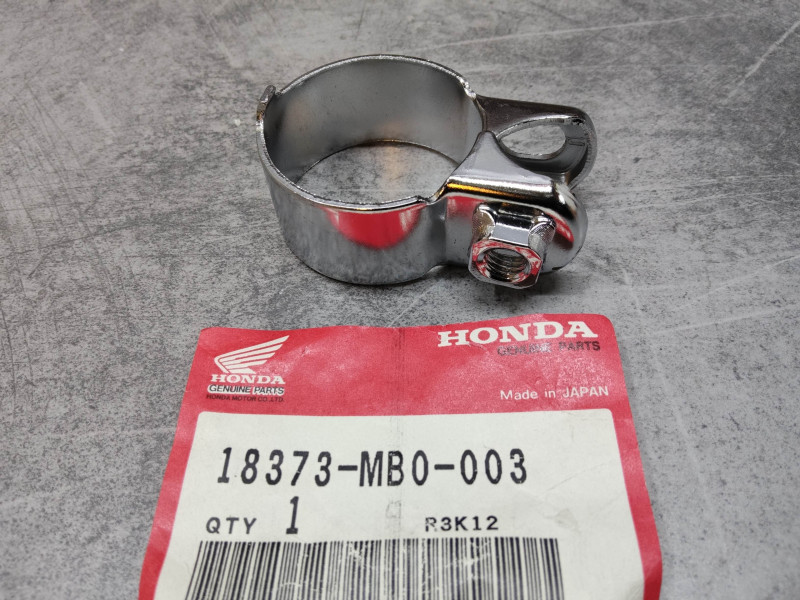 Collier d'échappement pour coude AR droit VF750C HONDA 18373-MB0-003
