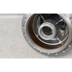 Moyeu de roue AR de CB125S CB100 CL100 MT125R ST90 CL125S HONDA 42610-128-000