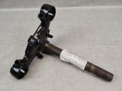 Té de fourche inférieur D35 mm Honda CB750 K0/K1 – Occasion