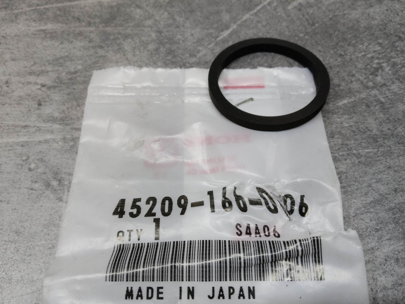 Joint piston étrier D30 CB1100F/RB/RC CB900FB/F2B/FC/F2C HONDA 45209-166-006