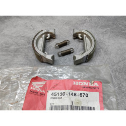 Mâchoires de frein Honda PC50M PS50M PA50 - Réf 45130-148-670