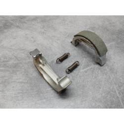 Mâchoires de frein Honda PC50M PS50M PA50 - Réf 45130-148-670