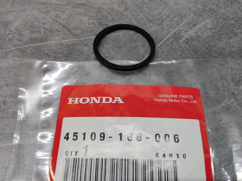 Cache poussière piston étrier D30 VF500FE VF750C VF750S HONDA 45109-166-006