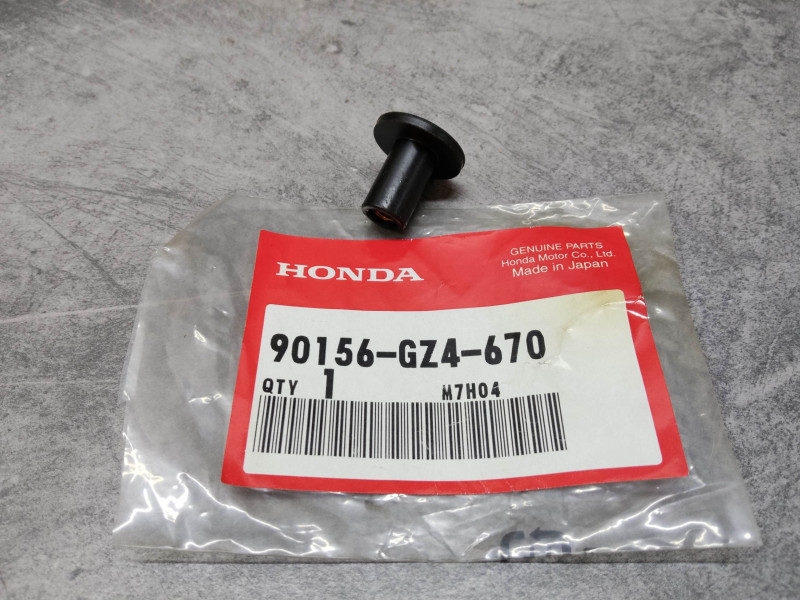 Ecrou souple M5 CB600F... HONDA 90156-GZ4-670