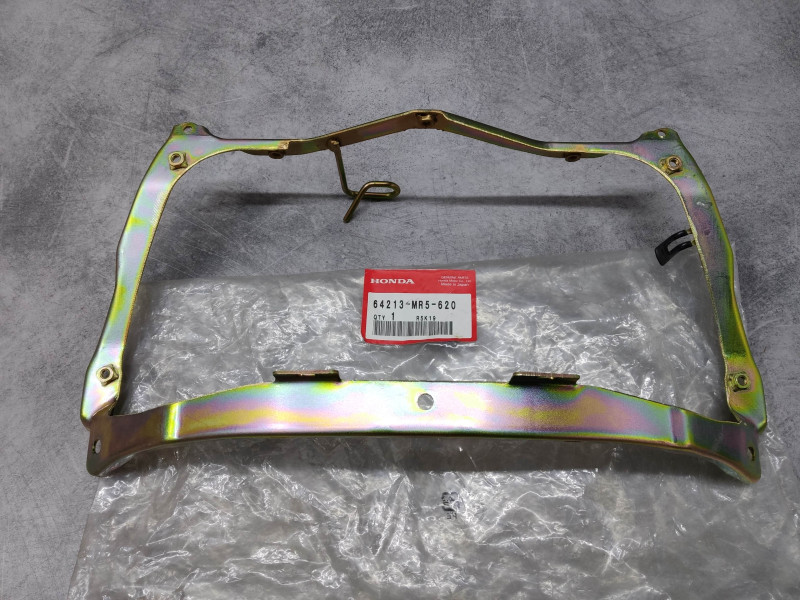 Support Phare Honda PC800 Pacific Coast 64213-MR5-620 Neuf