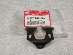 Bride des axes de plaquettes dans etrier CBX750 VF500FF/F2F/FG 45217-MJ0-006