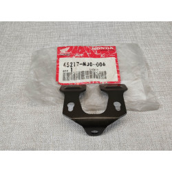 Bride axes plaquettes étrier Honda 45217-MJ0-006
