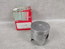 Piston cote 050 pour modèle CR80RE 1984