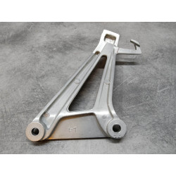 Support repose pied arrière CBR125R CBR125RS CBR125RW HONDA 50725-KPP-860