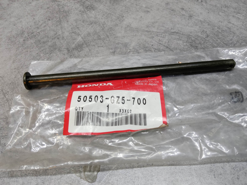 Axe bequille centrale SFX50 SFX50MM SFX50S SFX50SM HONDA 50503-GZ5-700